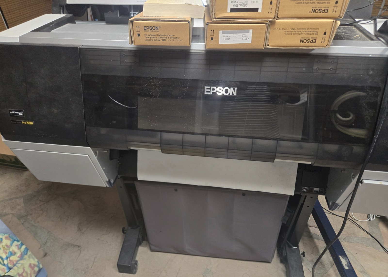 Epson Stylus Pro 7890 Large Format Inkjet Printer