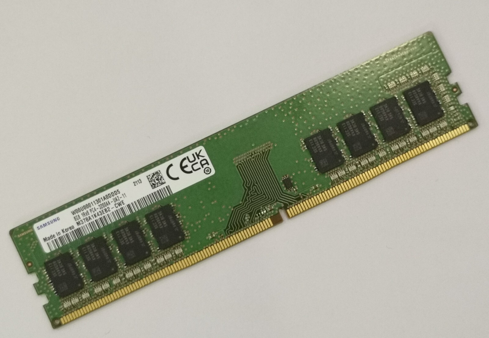 SAMSUNG 8GB DDR4 3200 Desktop DIMM RAM 1Rx8 PC4-25600 M378A1K43EB2-CWE 288pin