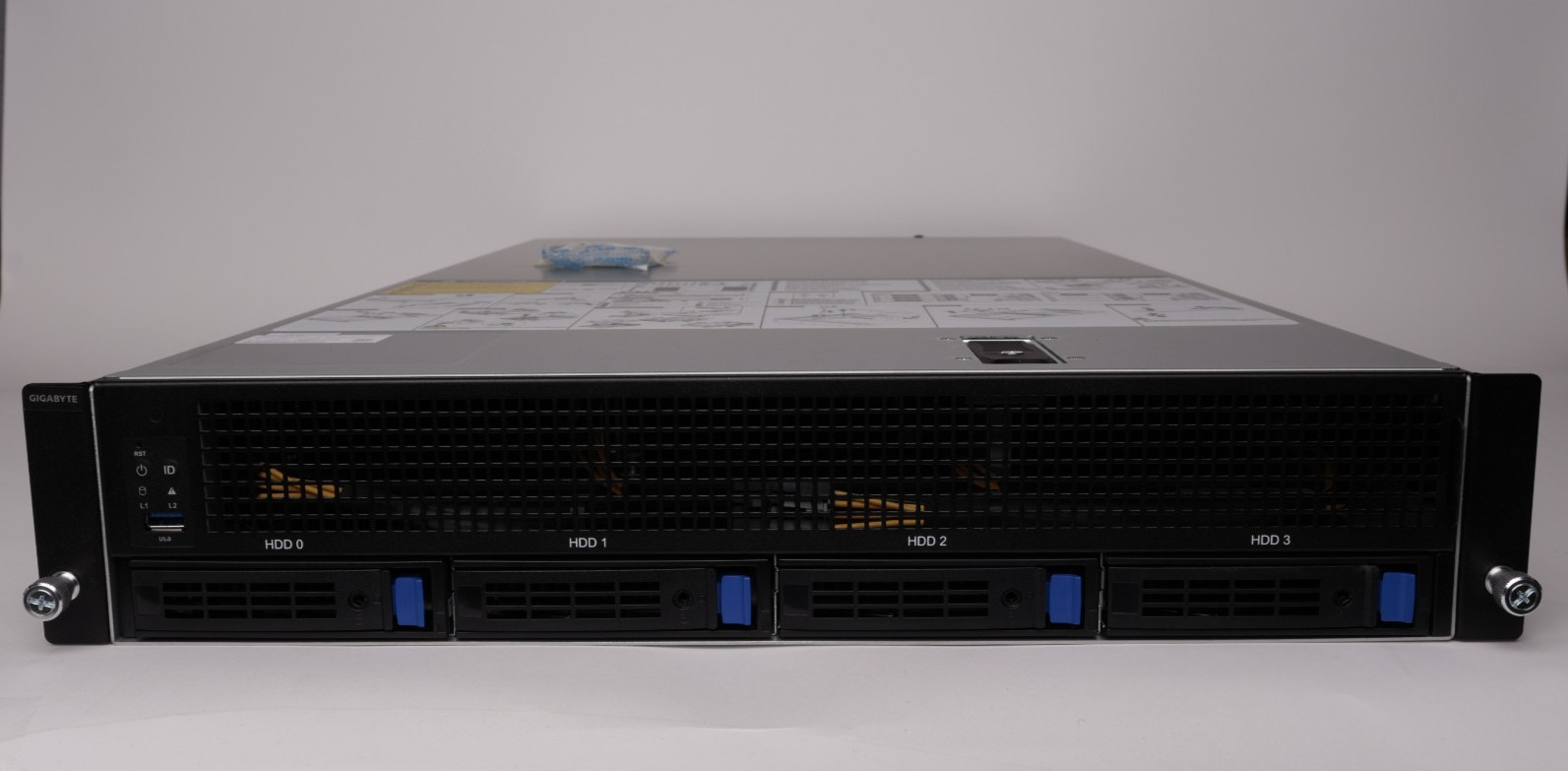 Gigabyte G242-P31 2U Server  96-Core Ampere Altra M96-30  / 32GB RAM / 4x GPU