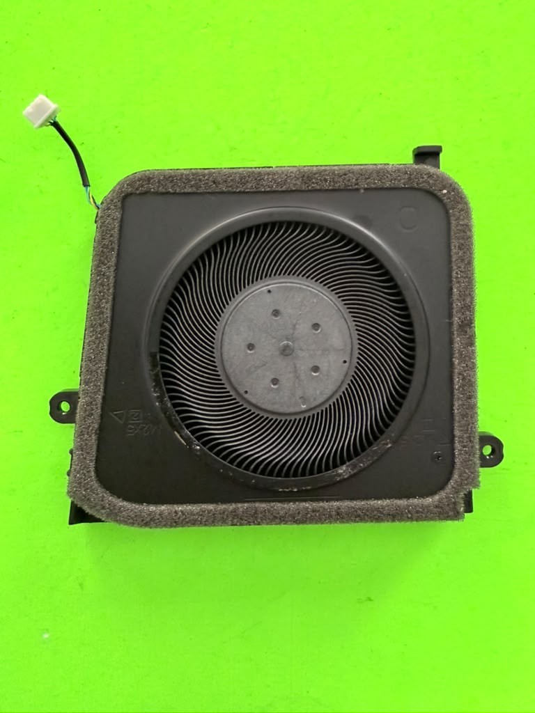 0VD360 CPU Cooling Fan DELL Latitude 5440 2023 DC2800137SL AVC