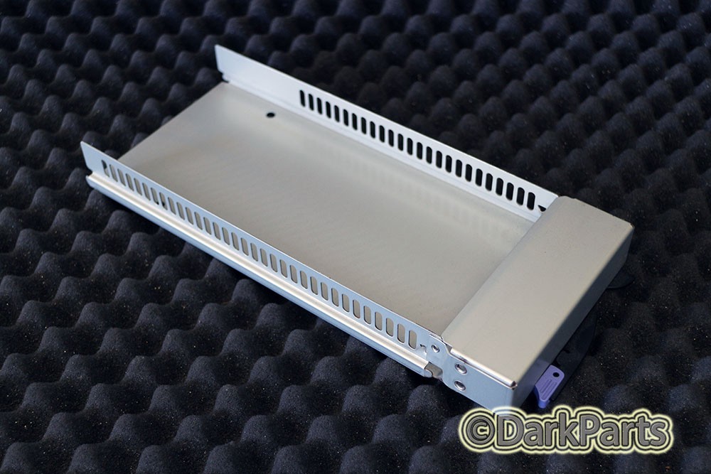 IBM BladeCenter E Type-8677 25R9934 Module Dummy Filler Blank Cover 25R9973