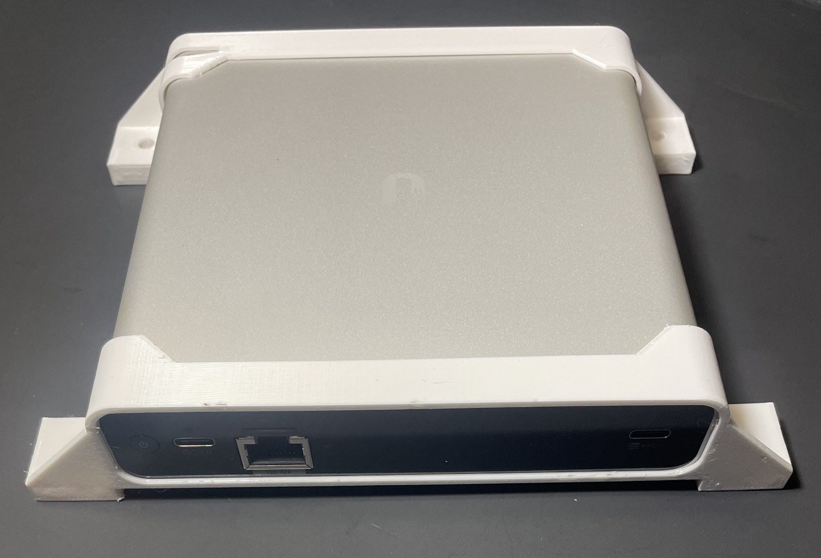 Ubiquiti Unifi  UCK-G2-PLUS (Cloud Key Gen2 Plus) Bracket / Holder (set)