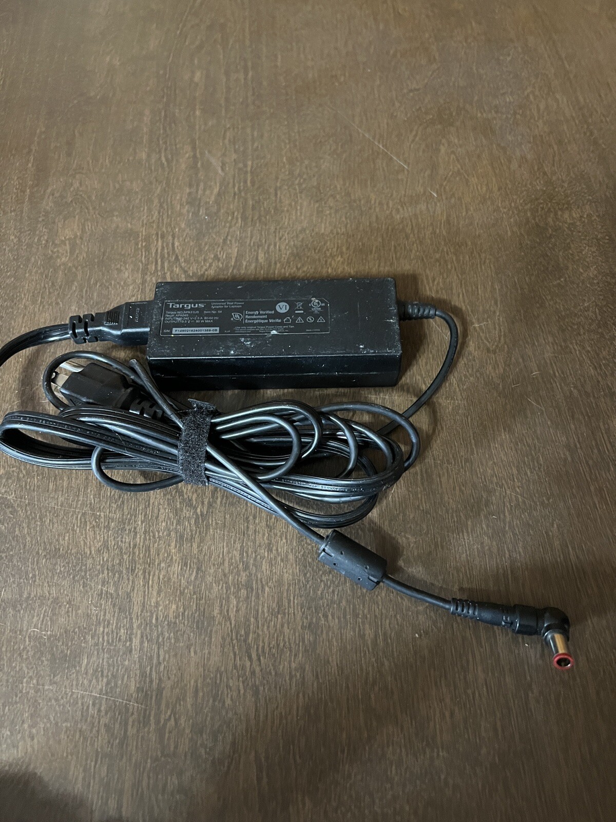 targus No Apa31us Reg # apa045 charger Preowned 90w Max Output