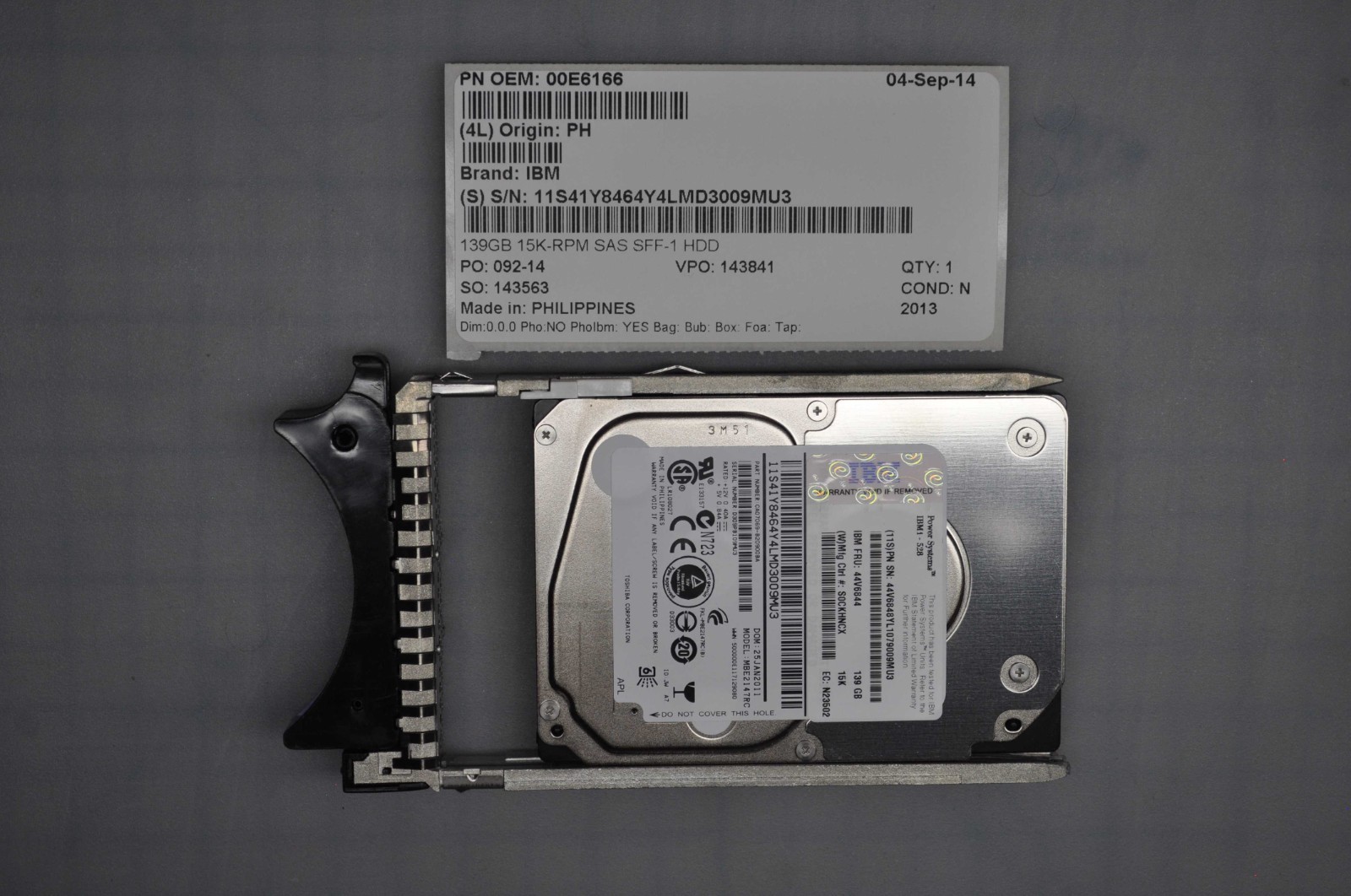 IBM 139.5GB 15K SAS DRIVE 2.5" (1888) USED 00E6166 