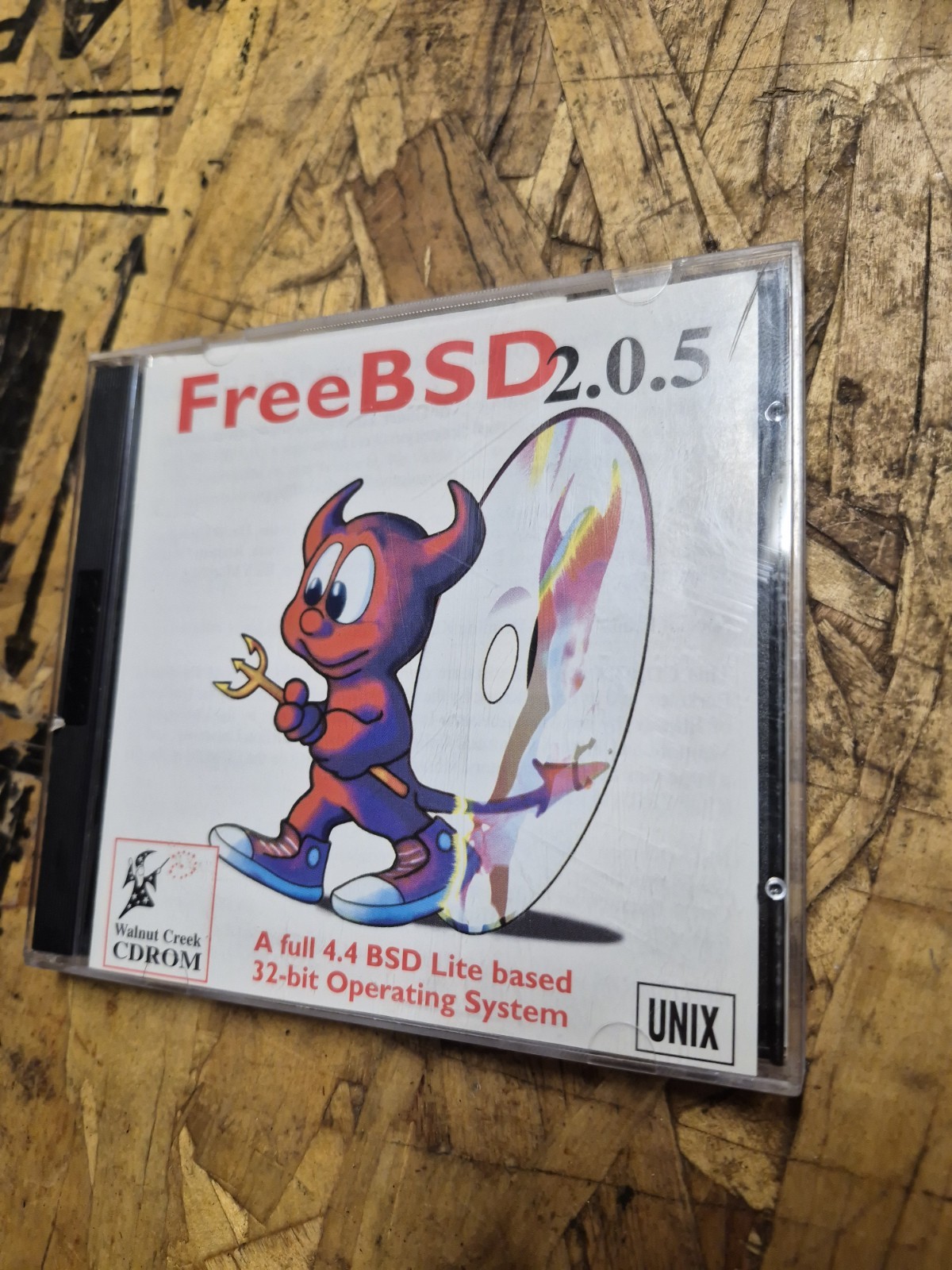 FREE BSD 2.0.5 UNIX A FULL 4.4 BSD Light Based 32 Bit System Software Disks