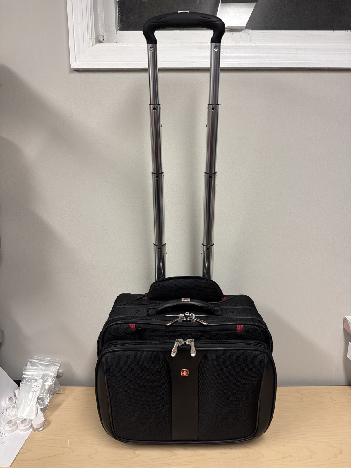 SwissGear Rolling Travel Laptop Wenger 17" Patriot Business Laptop Luggage Bag