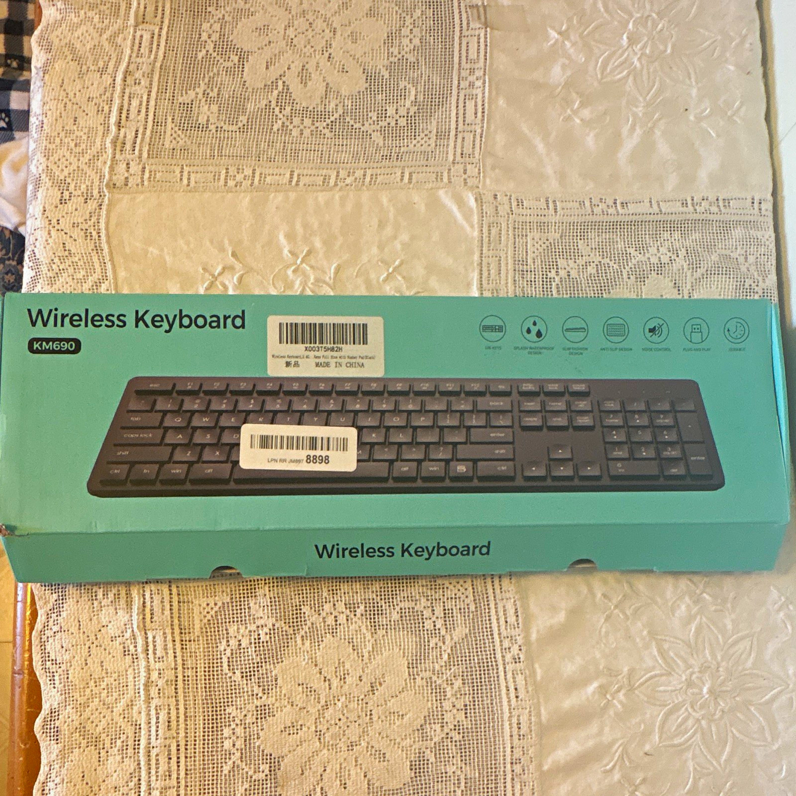 KM690 Wireless Full Size Keyboard Black QWERTY English Low Noise Waterproof