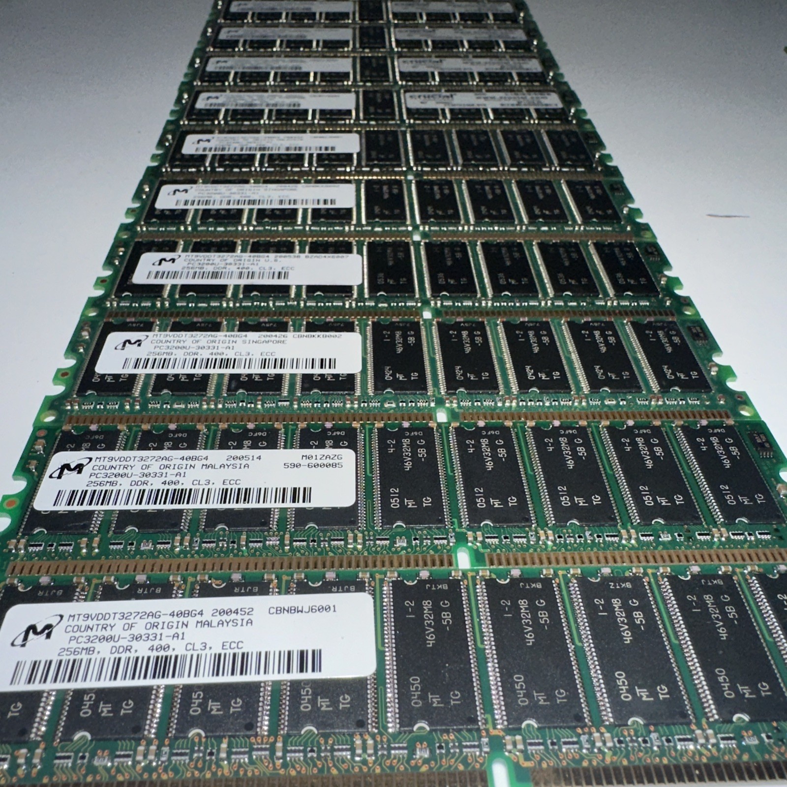⭐️⭐️⭐️⭐️⭐️ Micron 256MB DDR 400 PC133 ECC SDRAM 168-Pin DIMM CL3 Memory