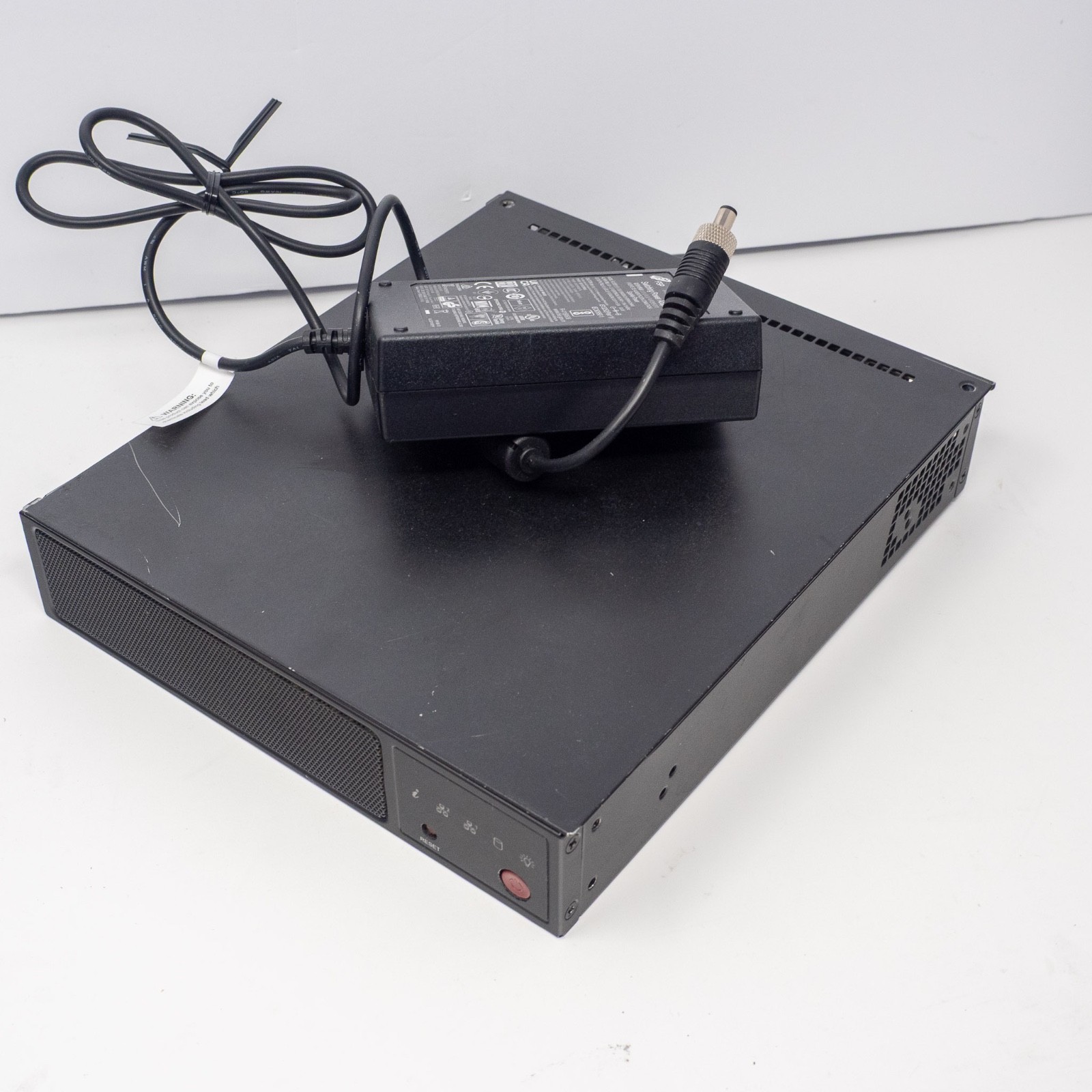 Supermicro E200-8D Barebones Server Chassis Xeon D-1528 X10SDV-6C-TLN4F 2x10GbE