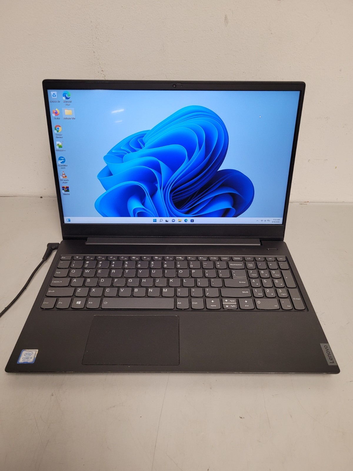 Lenovo ideapad s340 15iwl 15.6" i3-8145u 2.1ghz 8gb ram 256gb ssd W11P MP1L4ZE9