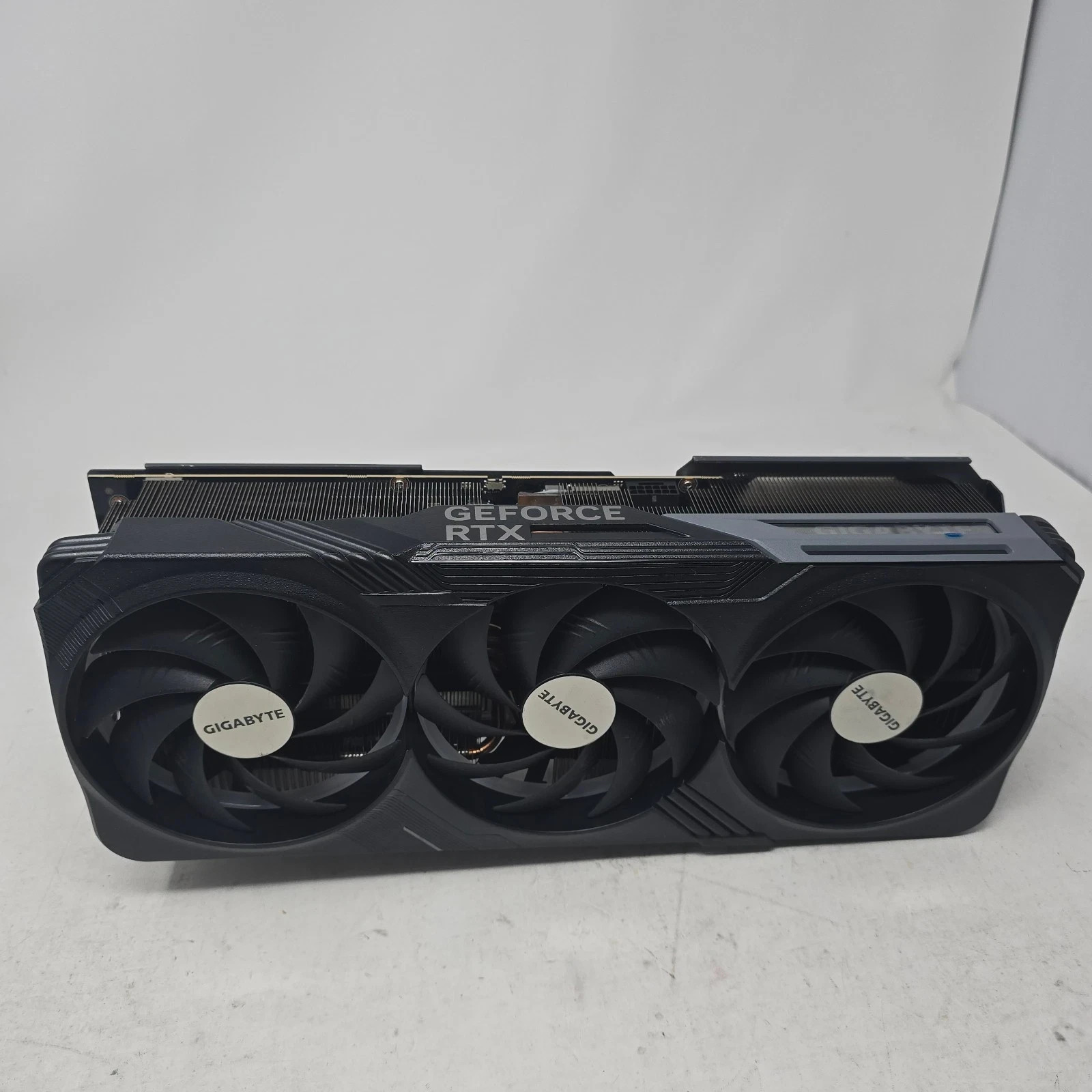 (FOR PARTS) Gigabyte RTX 4090 RTX 4080 GAMING (No Core/RAM etc)