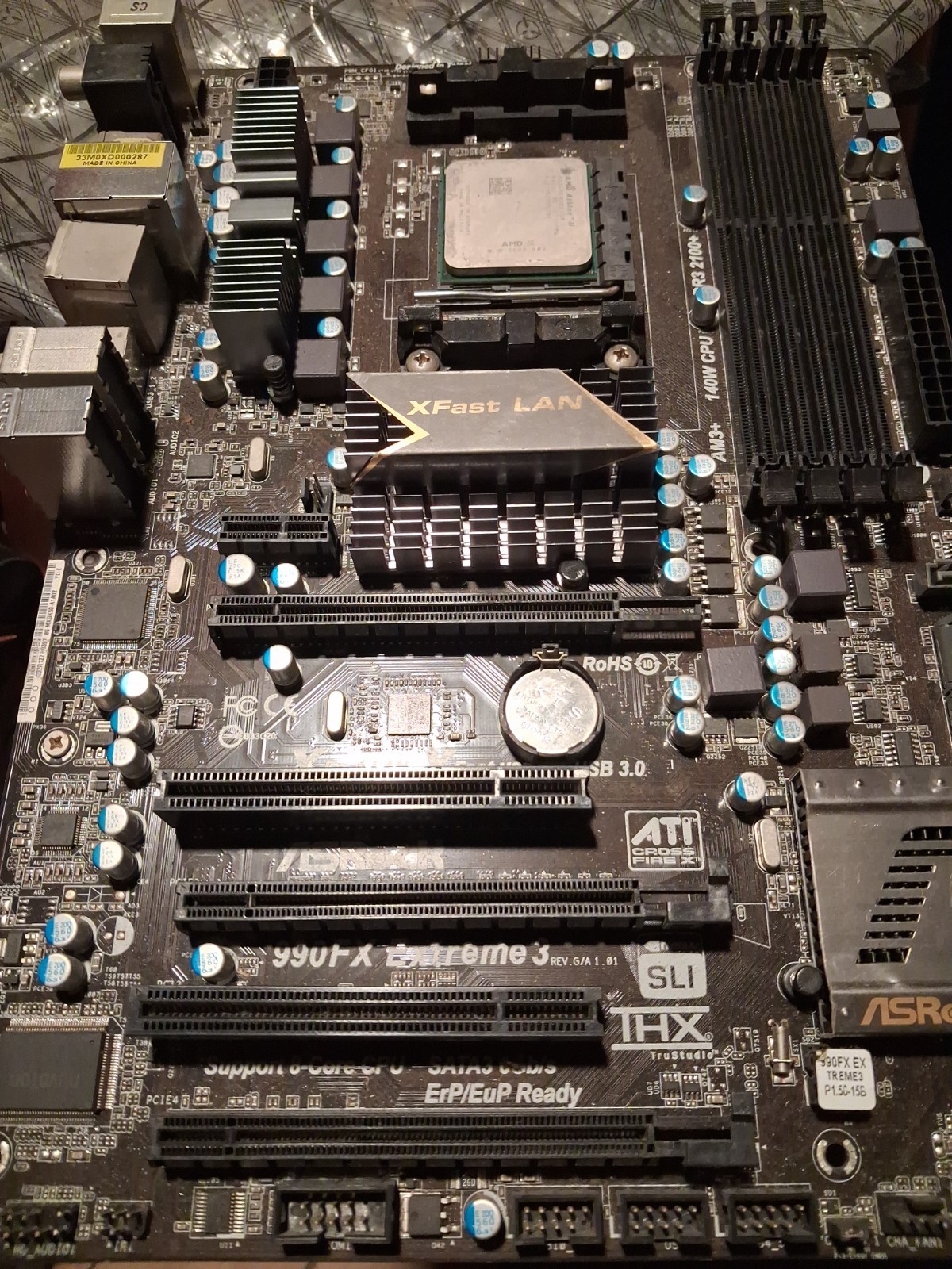 ASRock 990FX Extreme3, AM3/AM3+, AMD Motherboard w/ AMD Athlon 2 CPU