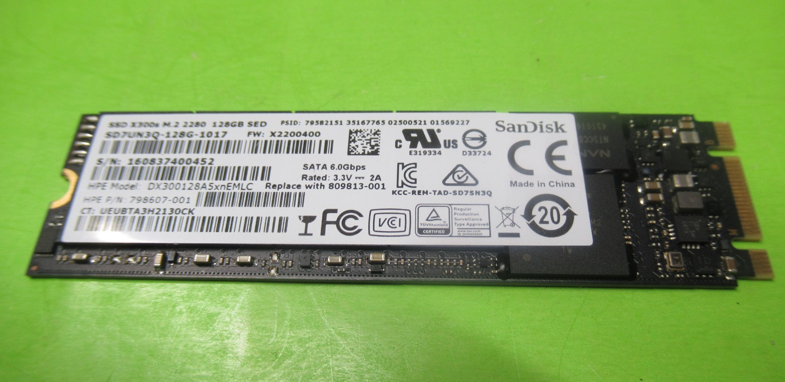 809813-001 HPE 3PAR StoreServ 8000 Node Boot   Drive hp   3PAR  798607-001