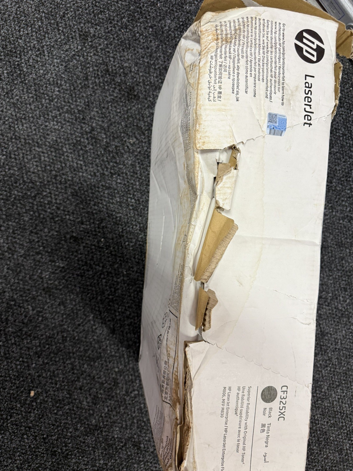 Genuine HP 25X Black High Yield Contract Toner Cartridge CF325XC box damaged 