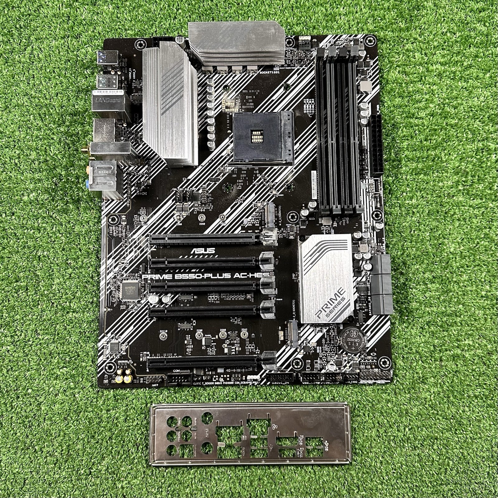 ASUS PRIME B550-PLUS AC-HES ATX AM4 DDR4 4-DIMM M.2 HDMI/DVI w/ I/O Shield