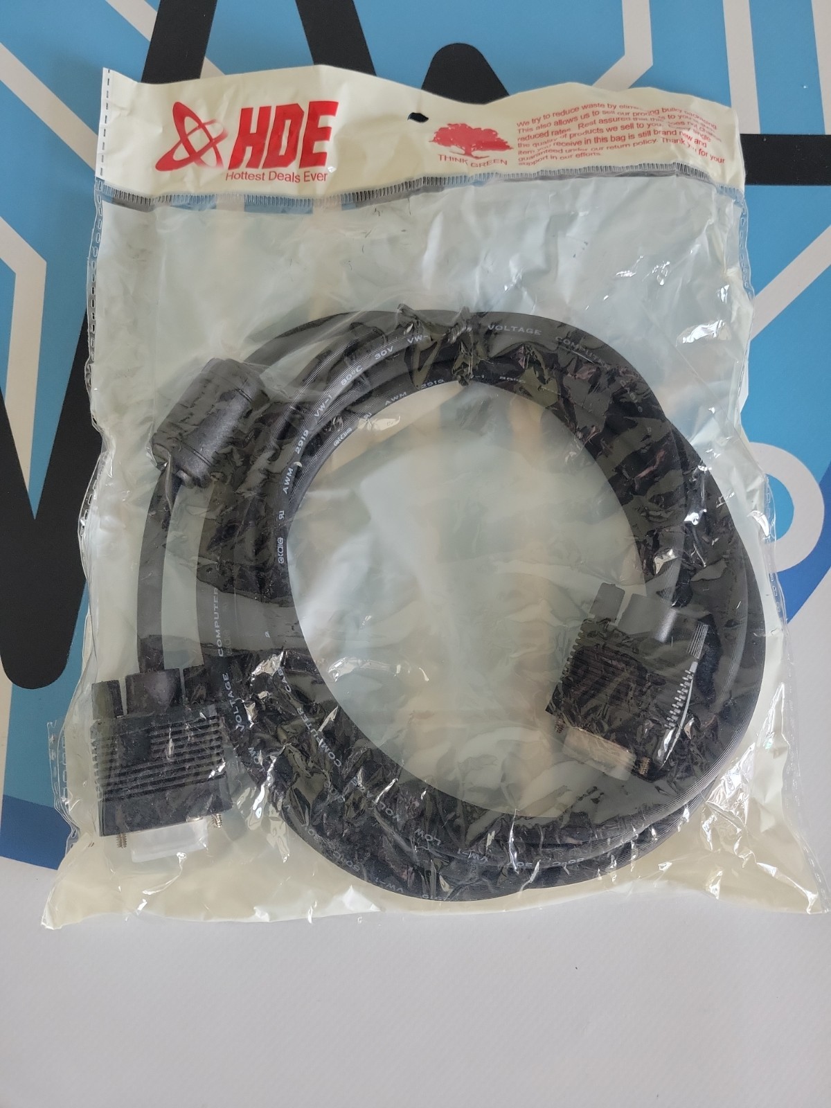 C2G Cables To Go #28012 10ft Pro Series HD15 M/M UXGA Monitor Cable w/ Ferrites