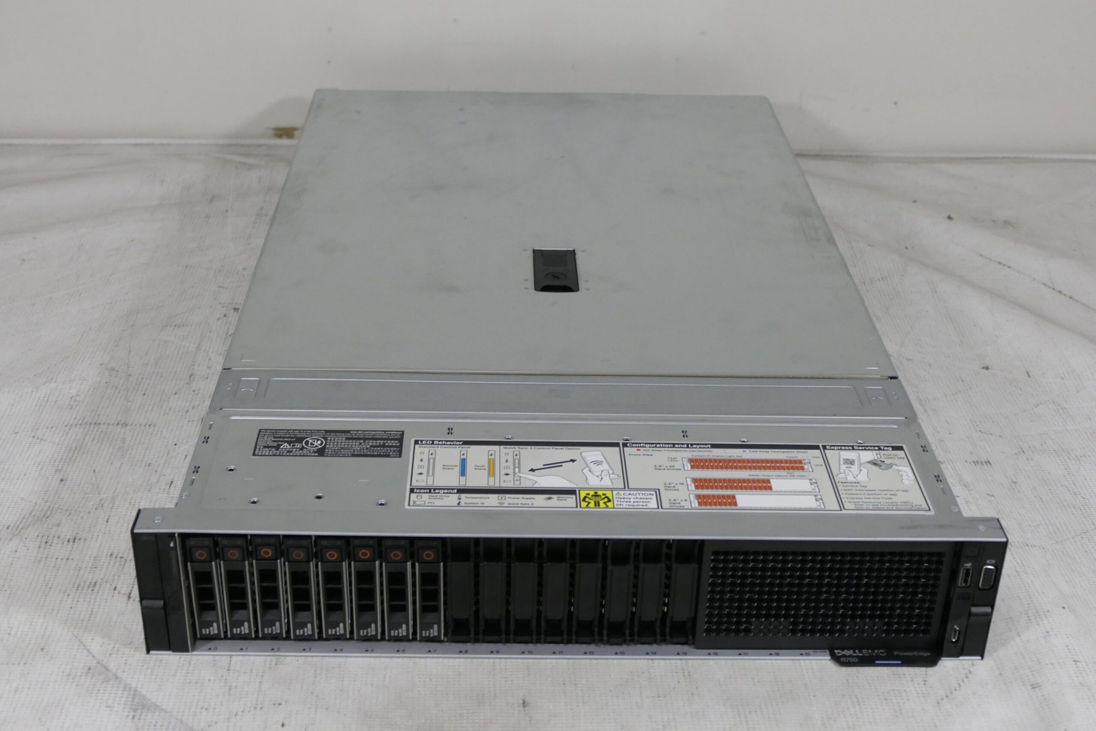 Dell PowerEdge R750xs 16SFF 2x Gold 5317 2.9Ghz 256gb RAM H755 2x 1400w