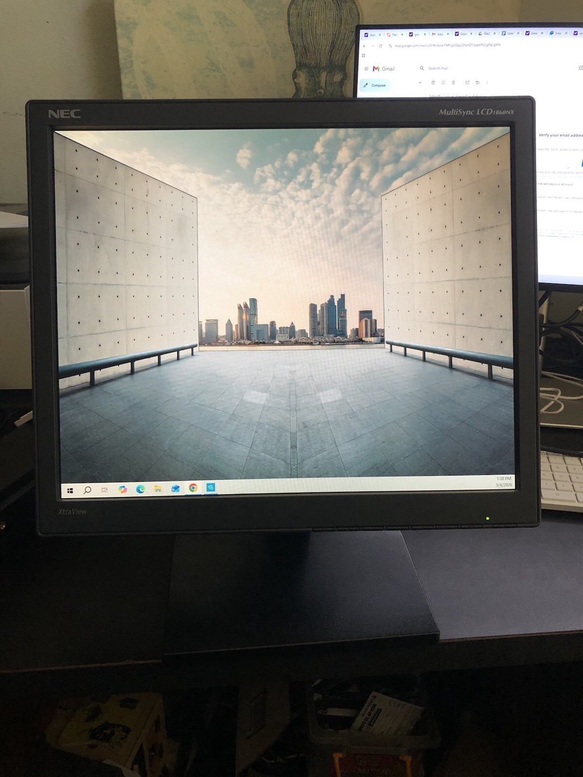 NEC MultiSync LCD1860NX 18" Industrial LCD Display Monitor Server Surveillance