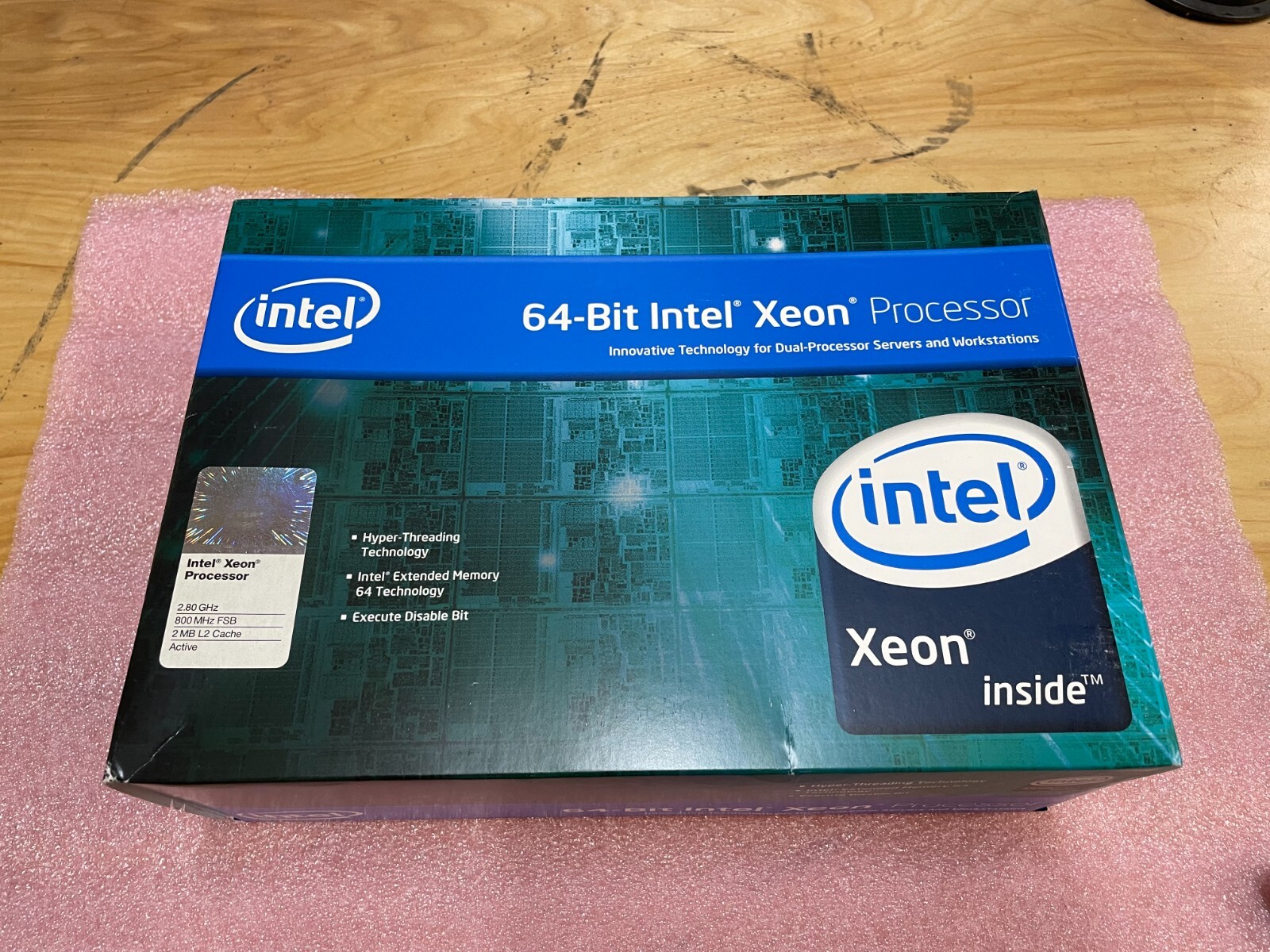 Intel BX80546KG2800FAS L8P7  NEW SEALED BOX 2.8Ghz Xeon Processor