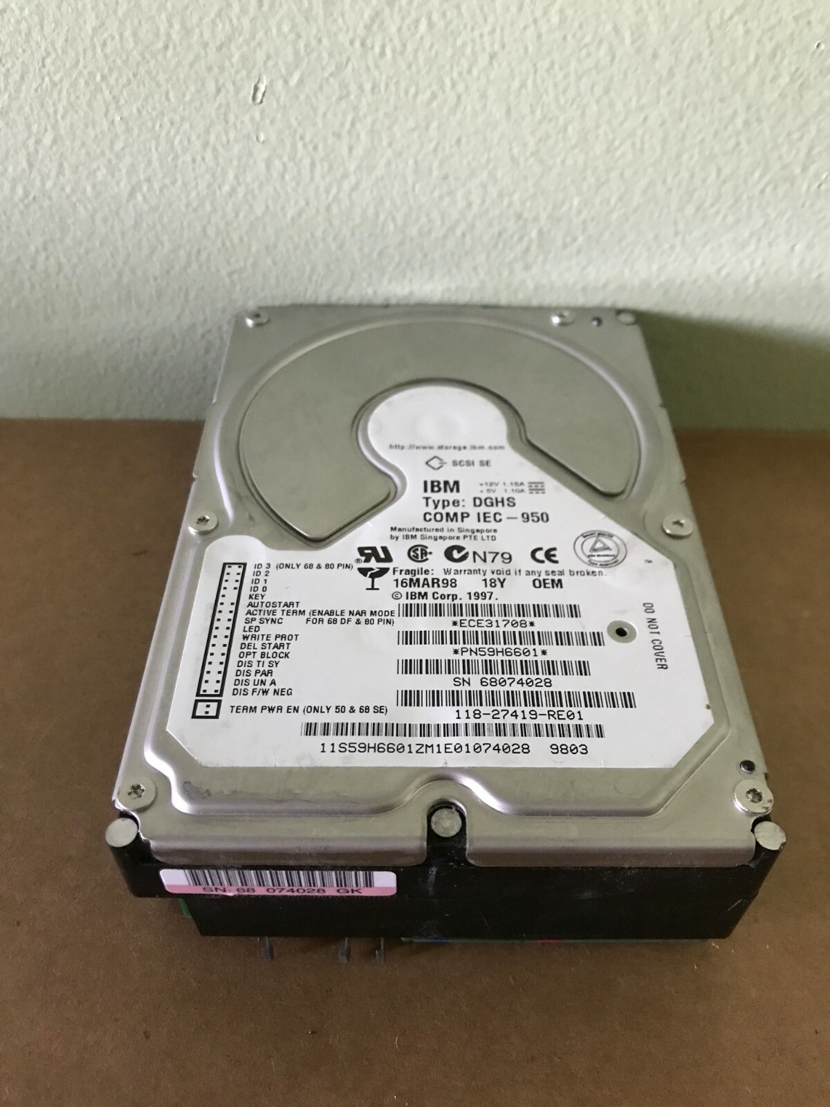 IBM DGHS 18Y 18.2GB Ultra SCSI 80 Pin 3.5" HH-, 59H6601