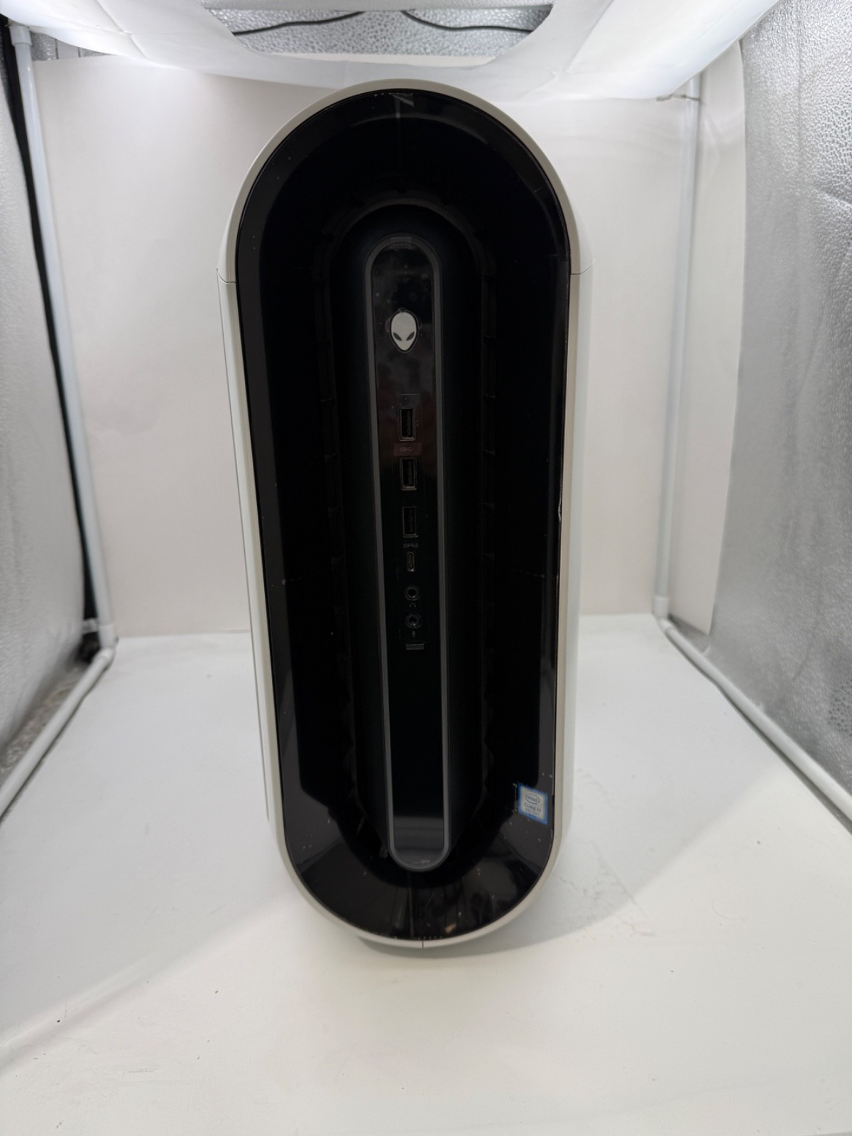 Alienware Aurora R9-i7-9700-16GB Ram 1TB SSD W11H NVIDIA RTX 2080 SUPER *WIFI*