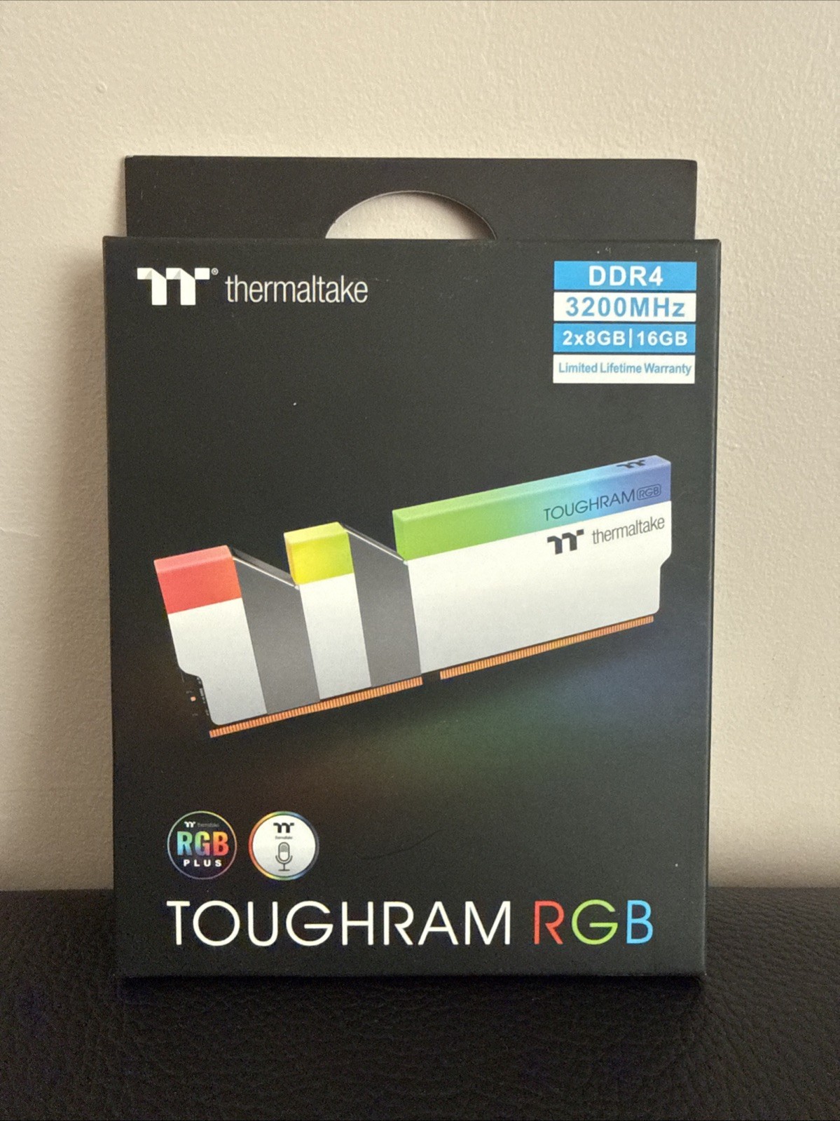 Thermaltake TOUGHRAM RGB 16GB 2x8GB DDR4 3200MHz CL16 White R022D408GX2