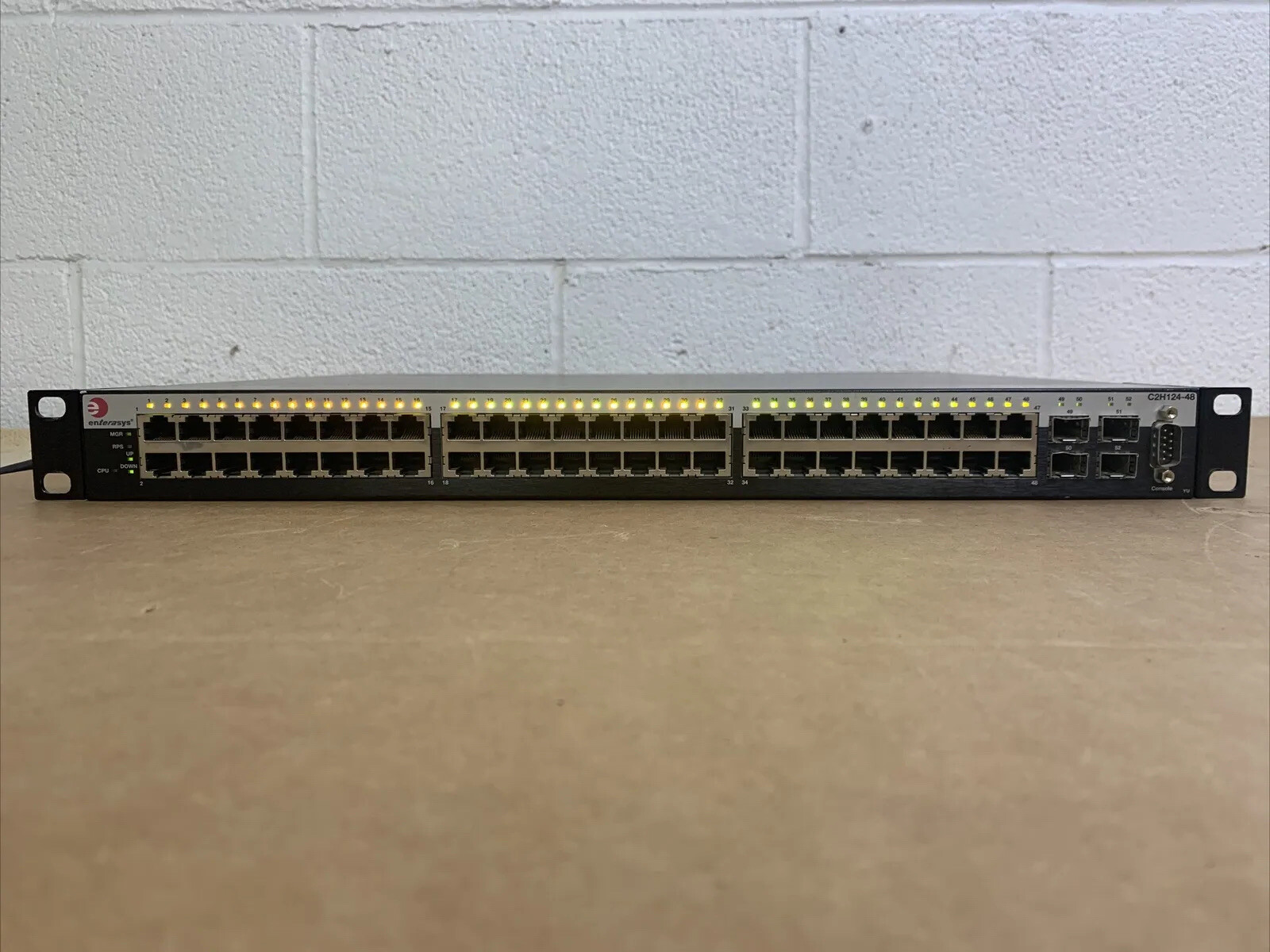 ENTERASYS C2H124-48-External Switch Managed 48 Ports.