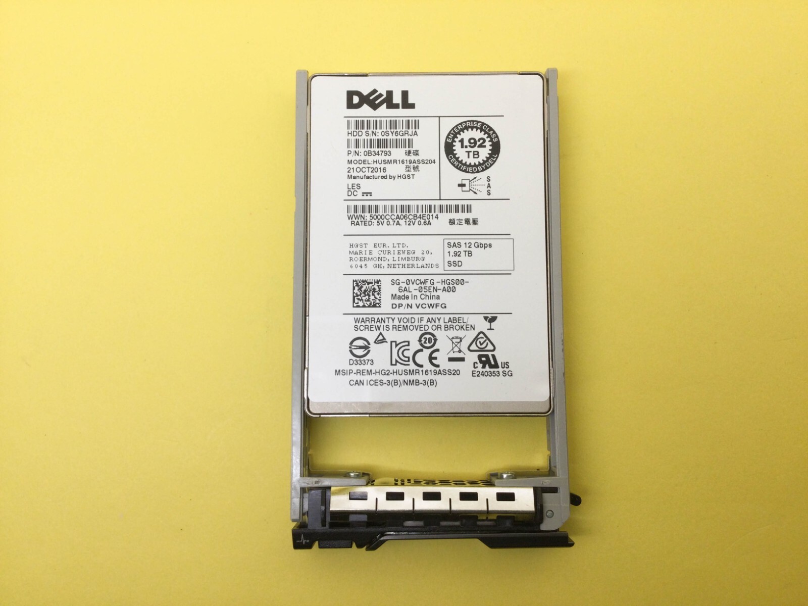 VCWFG Dell 1.92TB SAS 12Gb/s Read Intensive 2.5'' SSD 0VCWFG HUSMR1619ASS204