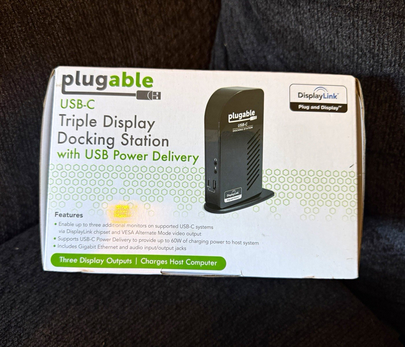 Plugable USB-C Triple Display Docking Station with USB Power Delivery