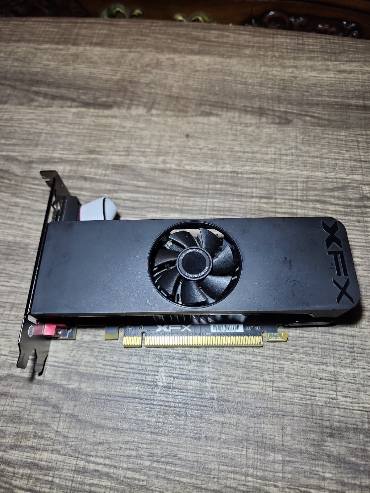 XFX Radeon R7 240 2GB HDMI DVI VGA Graphics Card