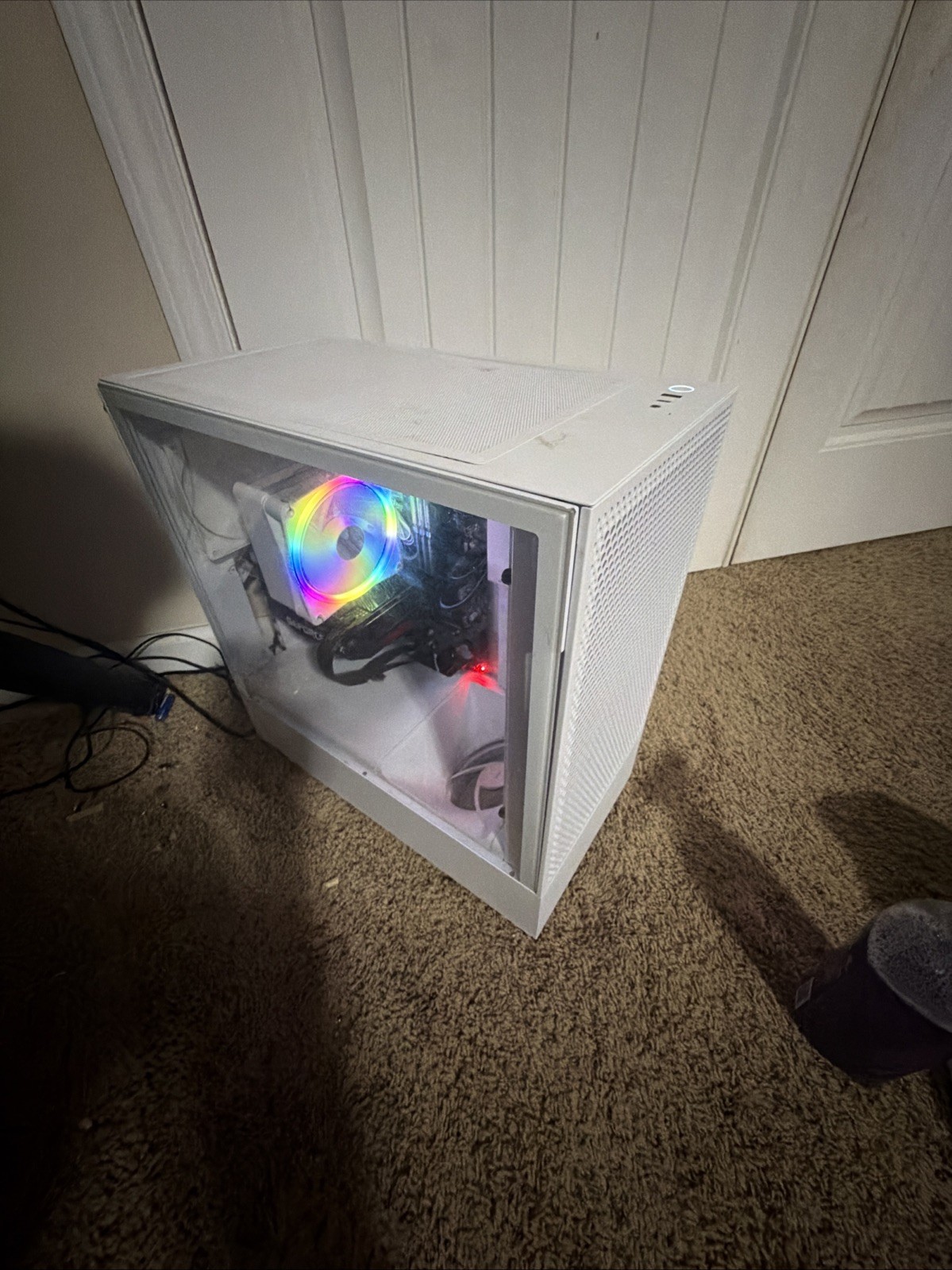 NZXT BLD Gaming PC White - Ryzen 7 / RTX 4060 Ti / 32GB RAM / 1TB SSD
