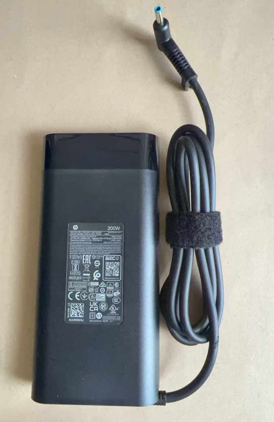 USED Genuine HP TPN-DA10 200W 19.5V AC Adapter L15879-002 L15537-001 with Cord