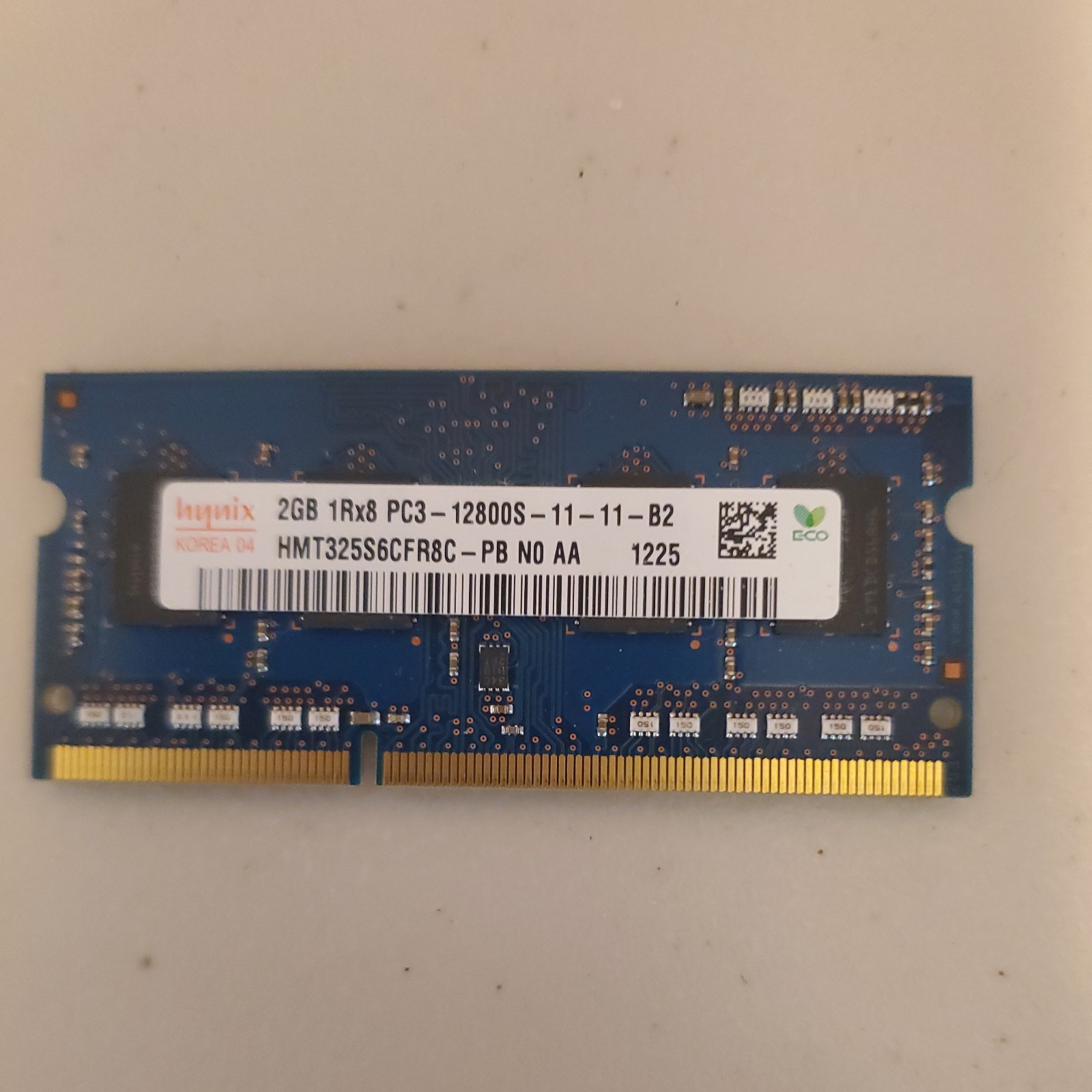 Hynix 2GB (1x2GB) DDR3 PC3-12800S 204-Pin SO-DIMM Laptop RAM Module
