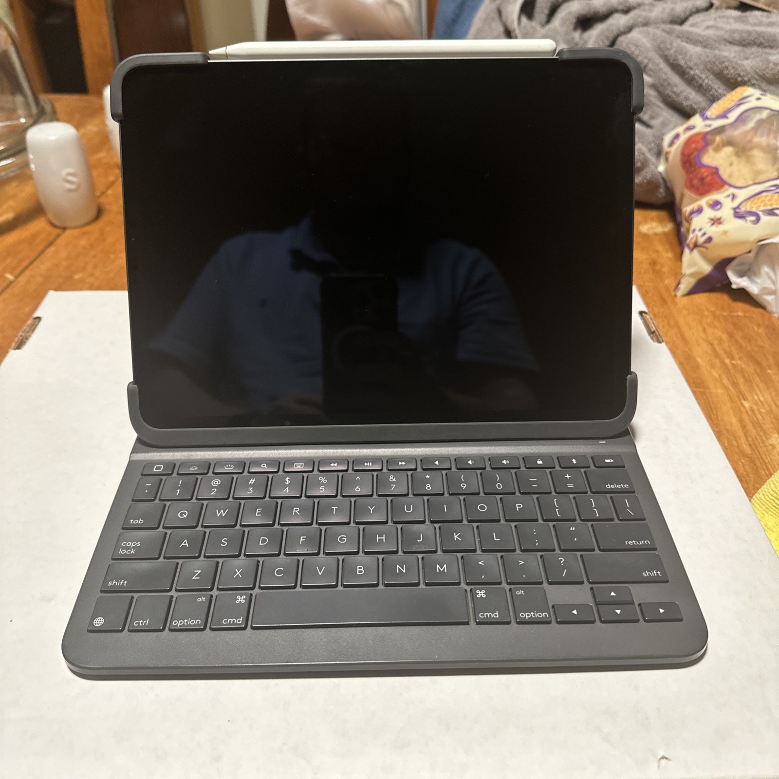 iPad Pro 11” (1st Gen) 2018 256 GB, Space Gray | Apple Pencil 2 | Slim Folio Pro