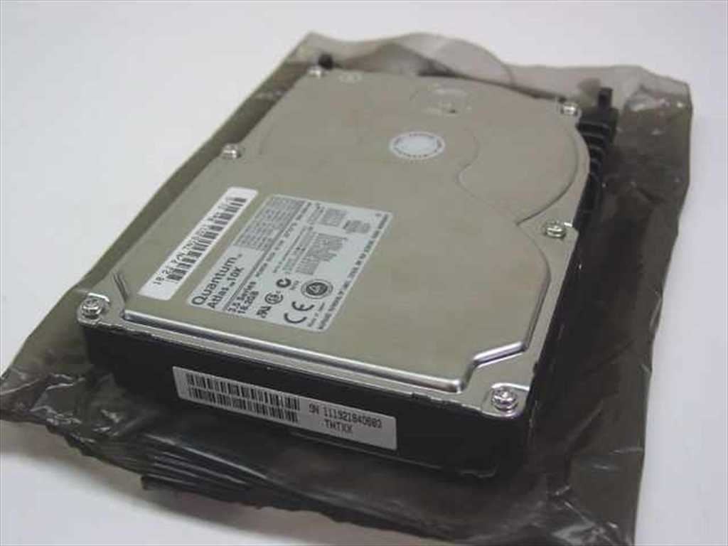 Quantum Atlas 10K 18.2GB 3.5" SCSI Hard Drive 80-Pin TN18J011 Ultra160