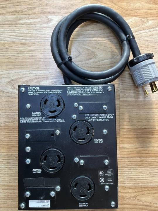 APC Matrix UPS PDU 30A 208V 4 Outlet L6-30R Power Distribution Unit