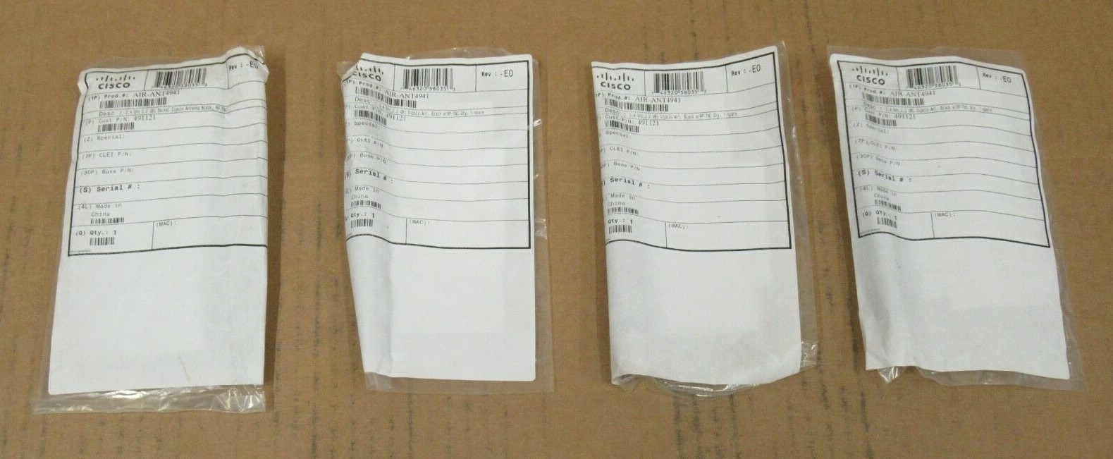 4 x New Cisco AIR-ANT4941 2.4GHz  2.2dBi Swivel Dipole Antenna Black W/ RP-TNC