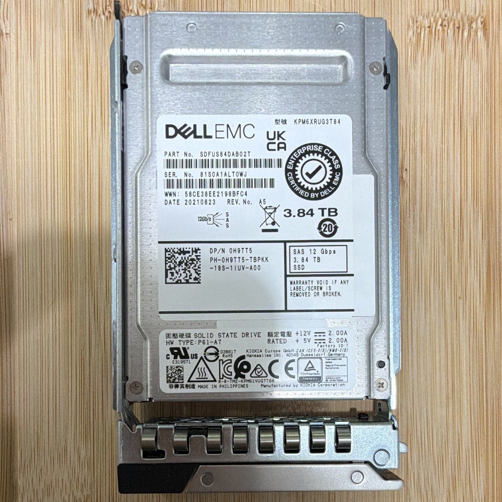 Dell EMC 3.84TB 2.5" SAS 12Gbps Internal SSD Hot Swap 0H9TT5 KPM6XRUG3T84