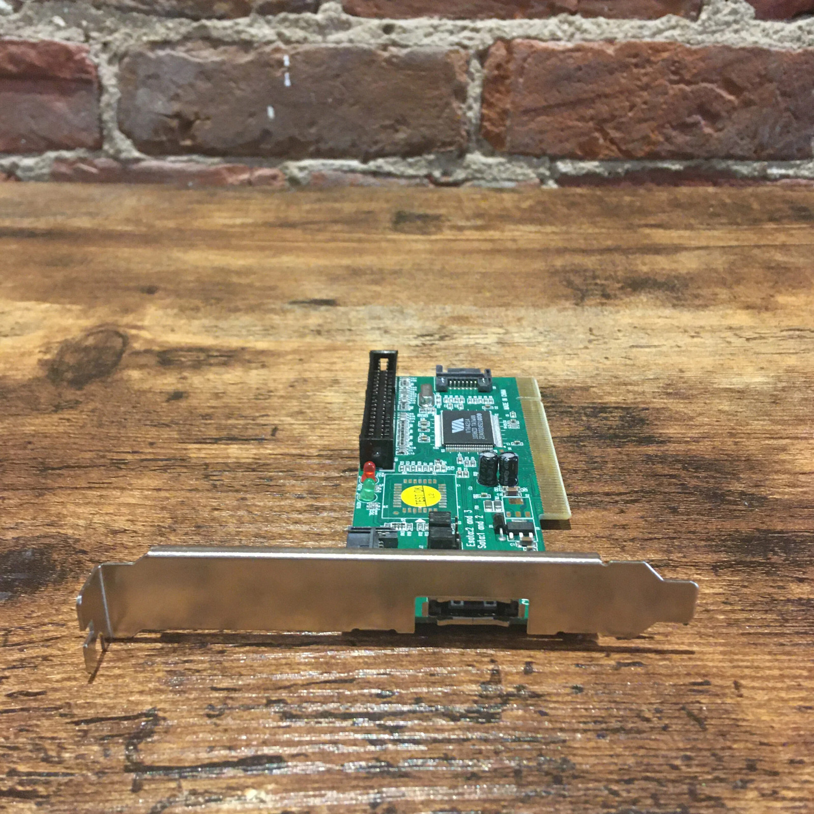 Via VT6421A 2x Internal IDE/PATA and SATA and 1x eSATA - PCI Card