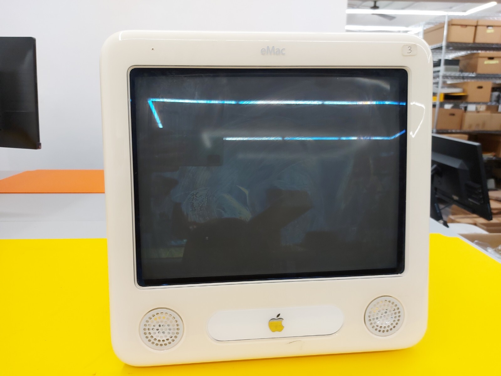 ⭐⭐⭐⭐⭐ **DEFECTIVE - READ** Vintage Apple eMac A1002 All in One Power PC Computer