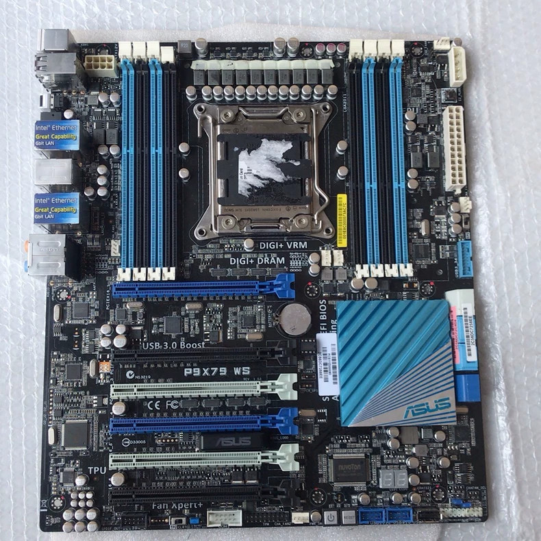 Asus P9X79 WS Intel X79 Motherboard LGA2011 SATA 6Gb/s DDR3 USB3.0 Workstation