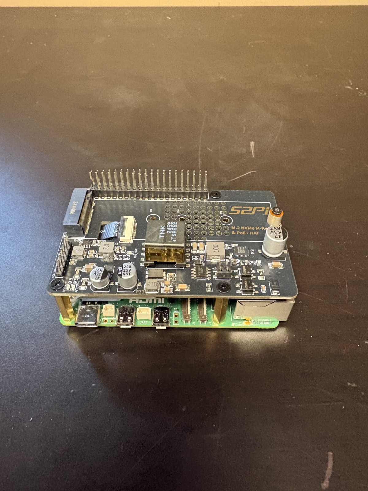 Raspberry Pi 5 16GB w/ GeeekPi P33 M.2 NVME M-Key PoE+ Hat with Active Cooler