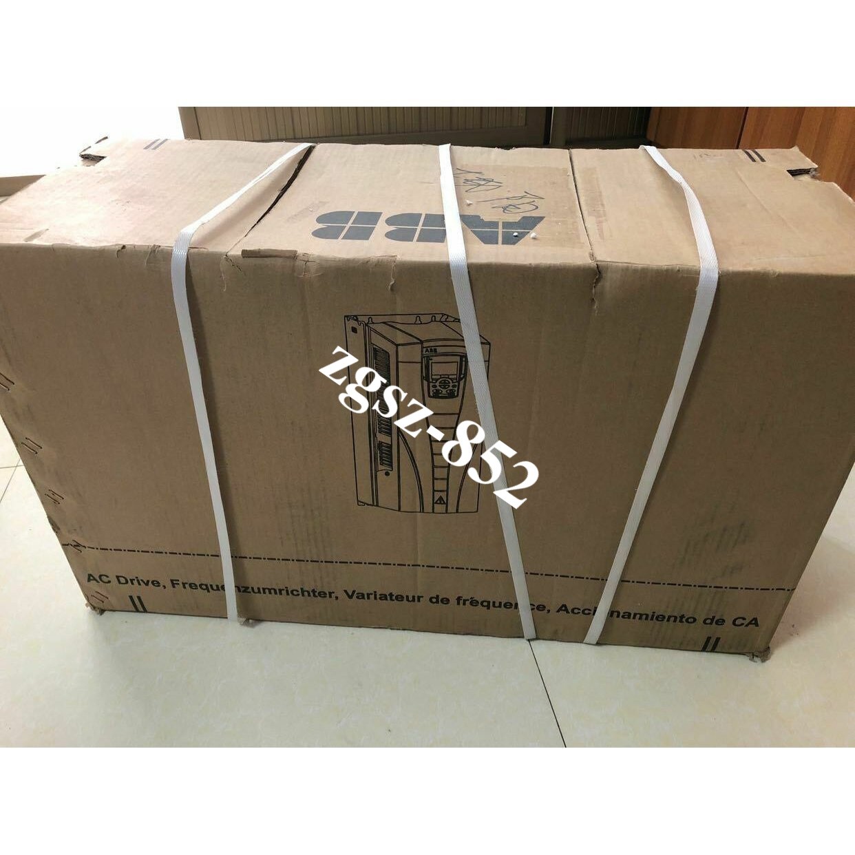 one new Abb Inverter ACS310-03E-41A8-4 3P AC380V~480V 18.5KW Fast Delivery