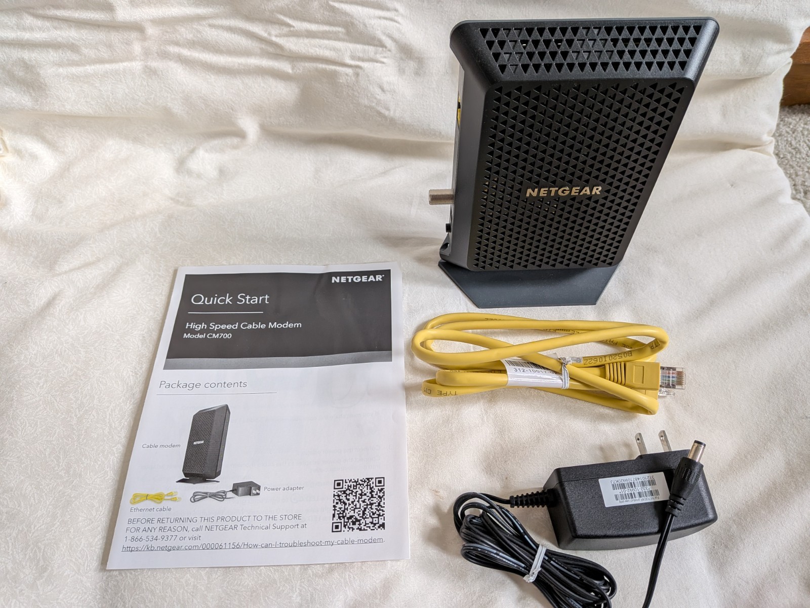 NETGEAR CM700-1AZNAS DOCSIS 3.0 Cable Modem 32x8 for Xfinity by Comcast 1.4gbps