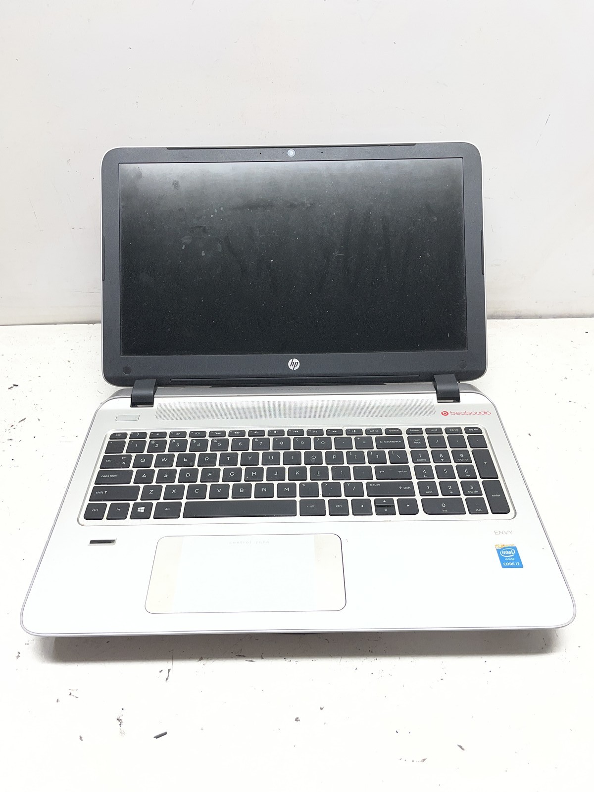 HP Envy 15t-k100 Intel Core i7-4710HQ 2.5GHz 12GB NO HDD