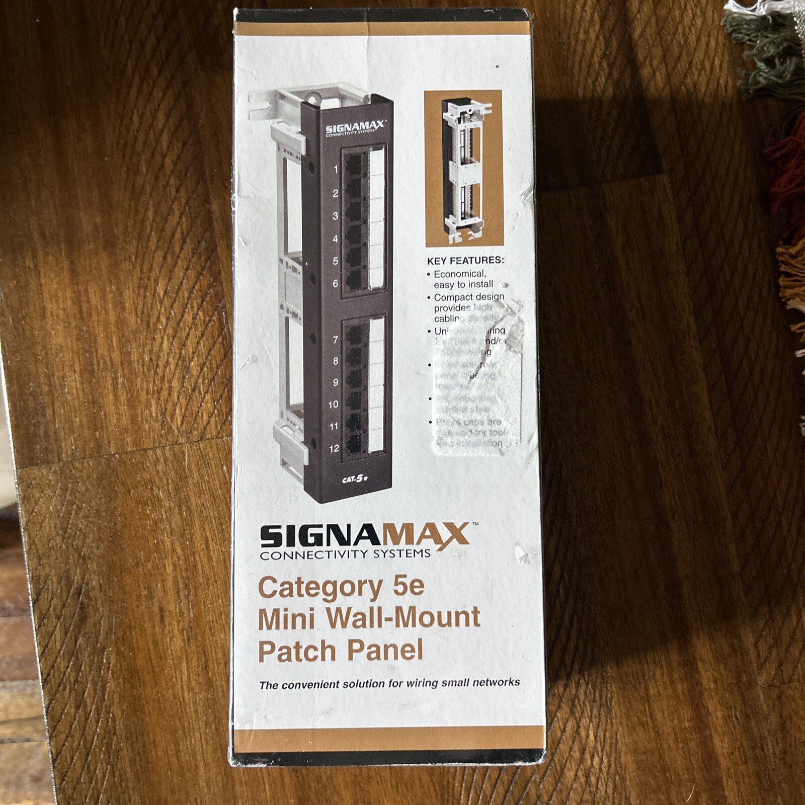 Signamax 12458M CAT5E 12 Port Mini Patch Panel BRAND NEW SEALED BOX
