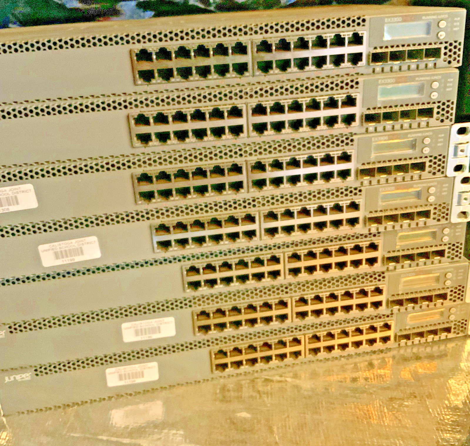 Juniper Networks EX2300 24P Gigabit Ethernet *Working Heavy Duty and Good* 1per