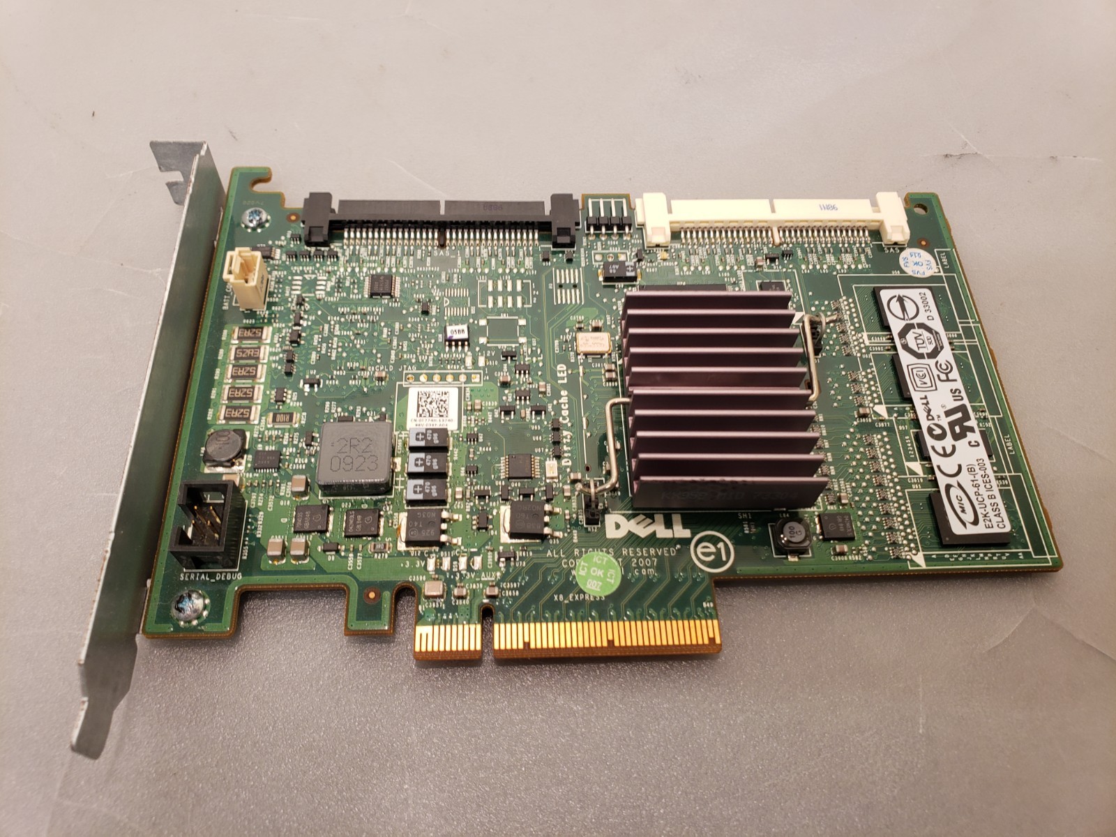 Dell PowerEdge PERC 6i SAS Dual Channel 256MB 3 GB RAID Controller T774H 0T774H