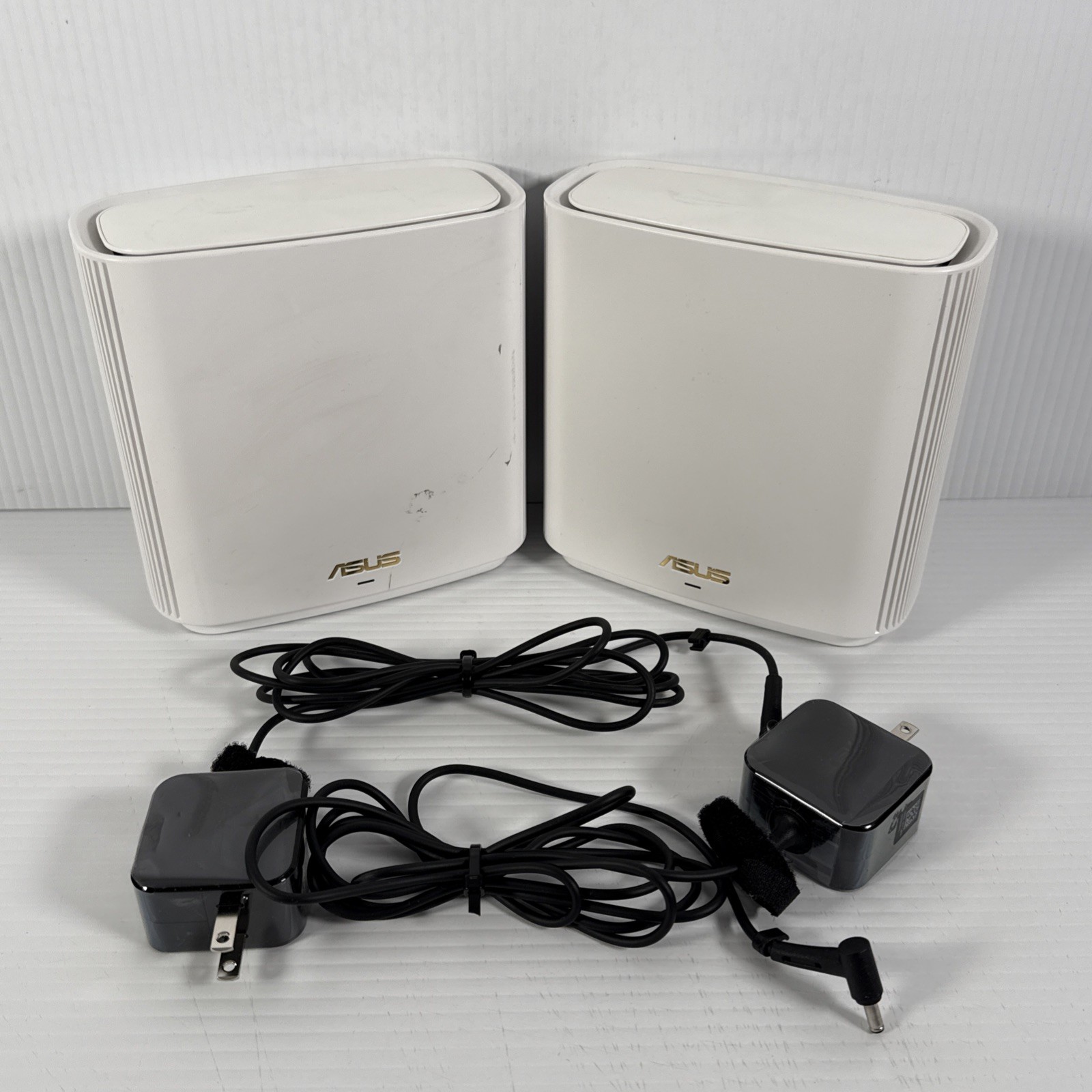 ASUS ZenWiFi XT8 AX6600 Tri-Band Mesh WiFi 6 Router System 2-Pack White