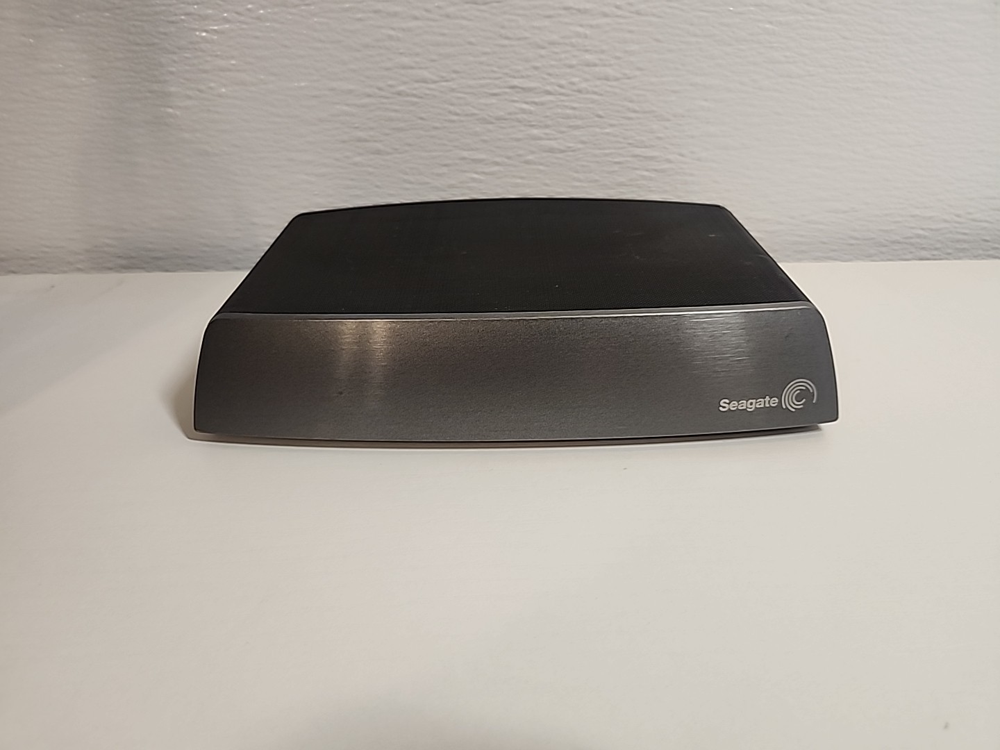 Seagate Central Network Attached Storage NAS 2Tb SRN01C (No AC Adapter)